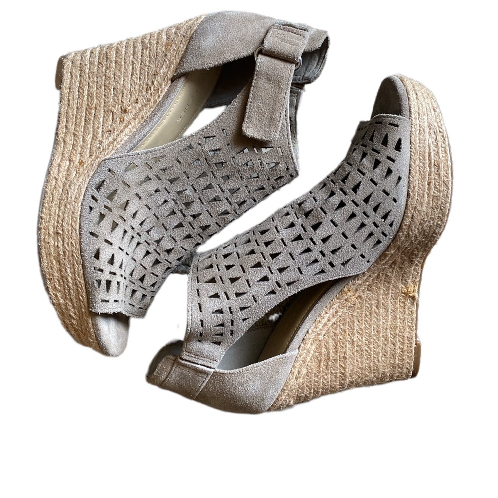 Marc Fisher Helina Platform Peep-Toe Wedge Sandals Taupe Women’s Size 9 - Picture 2 of 9